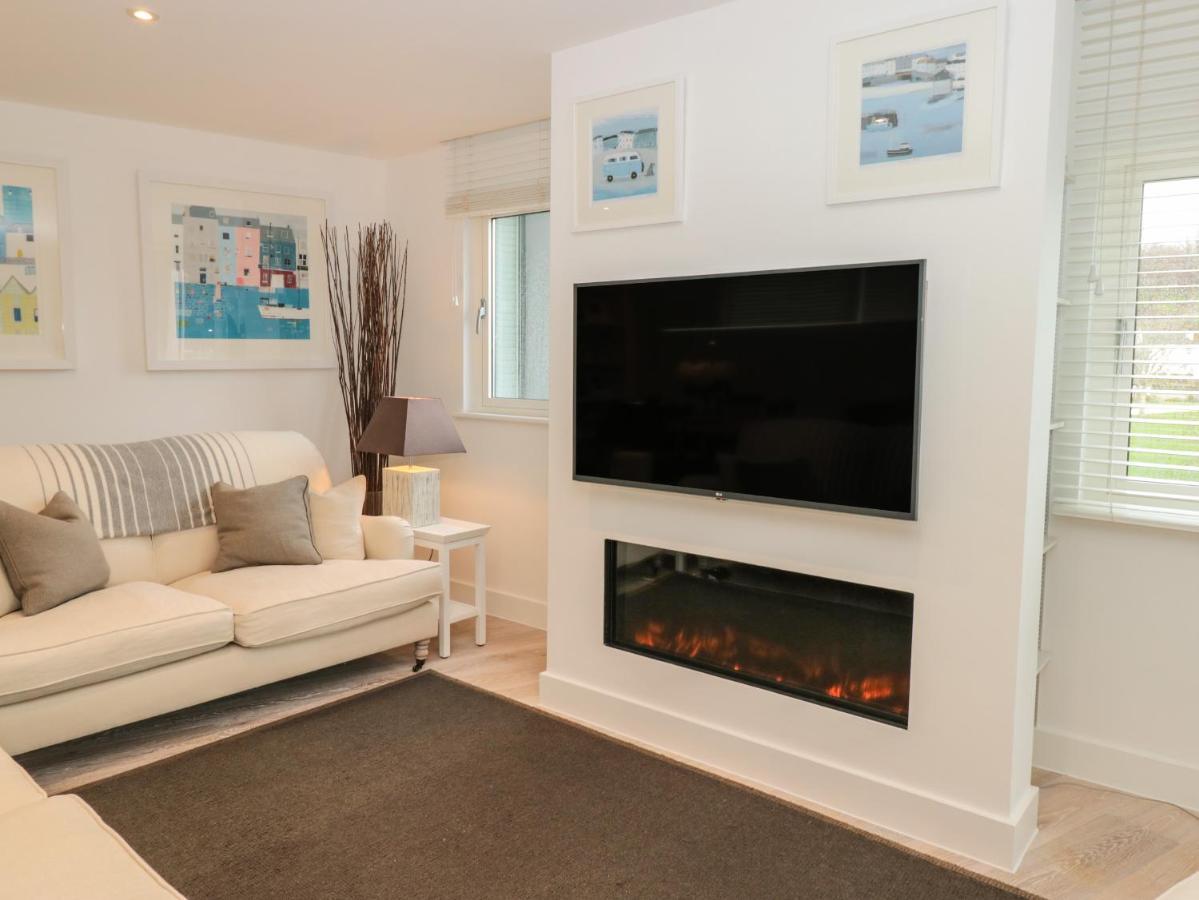 2 Sails Dartmouth Exterior foto